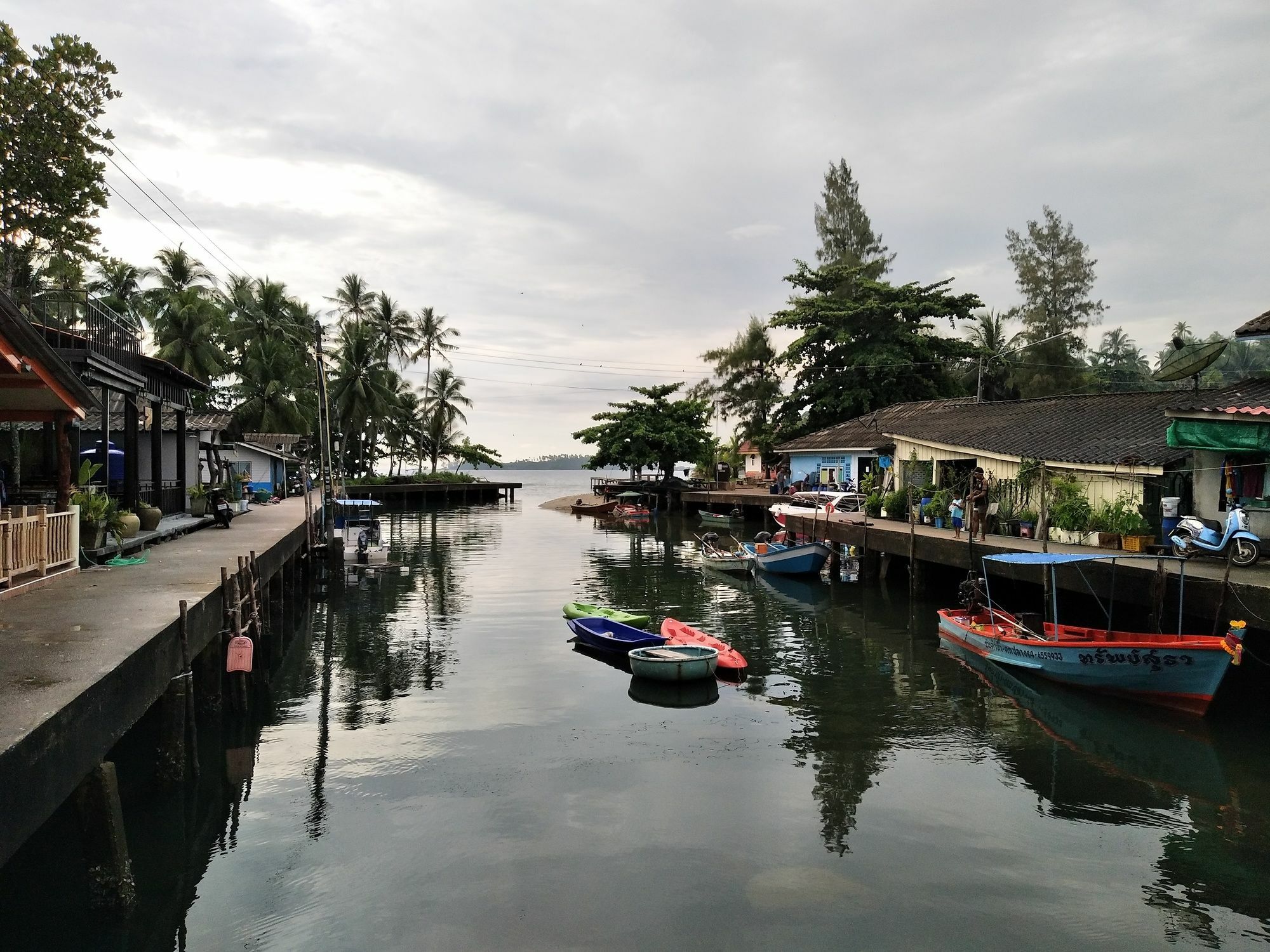 Ban Raw Homestay Ko Kut エクステリア 写真